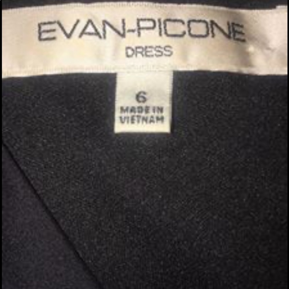 Dress - Picture 2 of 2